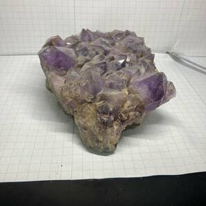 原石 天然石 鉱物 紫水晶 国産鉱物 パワーストーン アメジスト 蛍石 標本 アンティーク ヴィンテージ 置き物の画像5