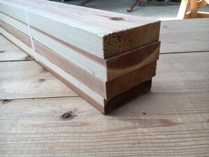 杉板　910×105×30ｍｍ　4枚入　プレーナー　木　杉　木材　板　板材　間柱　天然乾燥材　無垢　国産　DIY　木工　工作