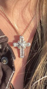 シルバー925czダイヤモンド ネックレス 十字架(クロス)結び◆最高品質の輝き