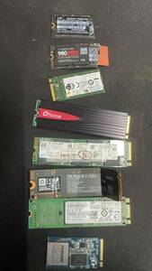 411 中古ジャンク品　SSDセット　SSD1TB*1（半分）+SSD2TB（半分）+SSD256GB+SSD2TB（割れ）+SSD1TB（割れ）+SSD128GB+容量不明*2