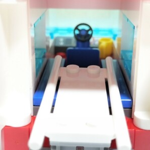 送料無料即決希望 LEGO CITY 60023 スターターセット 救急車のみ 働く車 タイヤ ドア トビラ タンカー プレート レゴ 絶版 の画像8