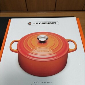 LE CREUSET COCOTTE RONDE SIGNATURE ル・クルーゼ ココットロンドシグネーチャー22cm 3.3L チェリーレッド新品未使用の画像7