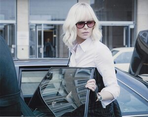 アトミックブロンド　Atomic Blonde　シャーリーズセロン　輸入　写真　約20.3x25.4cm　11096