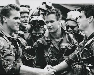 トップガン Top Gun トムクルーズ ヴァルキルマー VAL KILMER　輸入　写真　11832