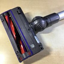 【送料無料】(040475G) dyson SV07サイクロン式コードレスクリーナー ジャンク品_画像6