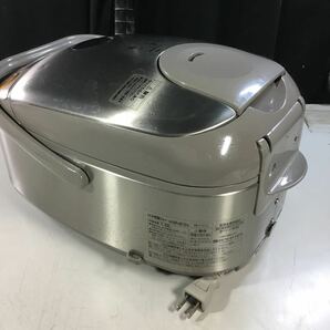 【送料無料】(042237F) 象印 ZOJIRUSHI NP-HD10 ステンレスブラウン IH炊飯ジャー 2010年製 5.5合炊き 炊飯器 中古品 豪熱沸とうIH の画像3