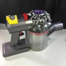 【送料無料】(043035G) dyson SV10Kサイクロン式コードレスクリーナー ジャンク品_画像6