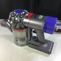 【送料無料】(043037G) dyson SV10サイクロン式コードレスクリーナー ジャンク品_画像4