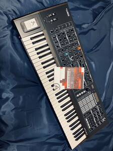 【中古動作確認済】ARTURIA ( アートリア ) PolyBrute Noir アナログ・モーフィング・シンセサイザー 限定色【即決】