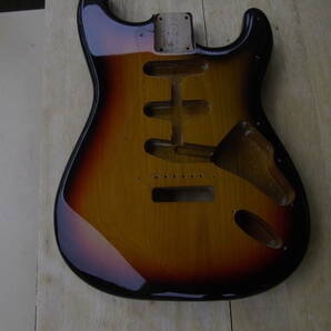 FENDER japan ST62-70TX ＢＯＤＹの画像4