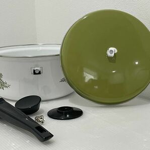 D(0402y6) 未使用 ホーロー鍋 ホーロー ほうろう 両手鍋 片手鍋 フライパン など 昭和レトロ 調理器具 セットの画像5
