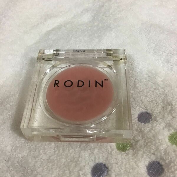 RODIN リップバーム