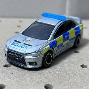 トミカ 三菱ランサーエボリューションX英国警察仕様　絶版　ルース