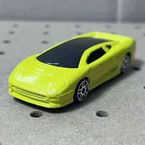 トミカサイズ ジャガーXJ220 ルースの画像1