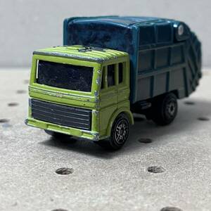  MajoRette Ford truck garbage truck loose 