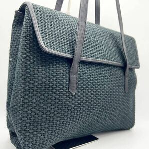 希少カラー◎極美品◎BOTTEGAVENETA ボッテガヴェネタ イントレチャート ショルダーバッグ ビジネスバッグ レザー カーキ系 A4収納 メンズの画像1