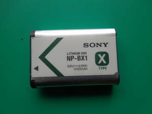  ◆ Sony NP-BX1 純正充電池　立派に使える中古.美品 ◆；.