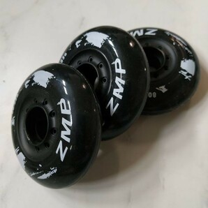 【2個～18個】タイヤ黒80mm インラインスケート用 硬度85A ZMPウィール ホイール ブラック BKの画像1