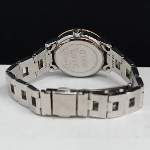 1円 アニエスベー 7N82-0CS0 シェル文字盤 デイト 石付 レディース腕時計 OGIの画像4