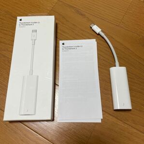 Apple 純正 Thunderbolt 3 (USB-C) to Thunderbolt 2 アダプタ aの画像1