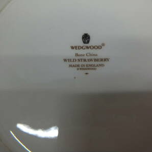 ブランド祭 食器祭 WEDGWOOD ウェッジウッド ワイルドストロベリー ケーキ皿 デザートプレート 2枚セット 中古 自宅長期保管品 傷、汚れ有の画像8
