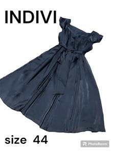 インディヴィ　フリル　プリーツ　黒　大きいサイズ　ドレス　二次会　ワンピース　ブラック 
