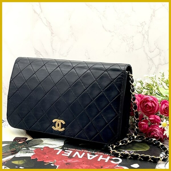 ★極美品★　CHANEL　マトラッセ　プッシュロック　チェーン　ショルダーバッグ