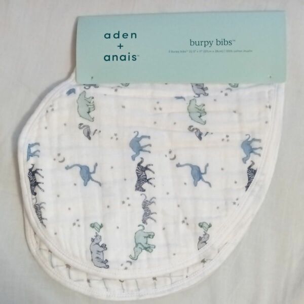 aden+anais ベビービブ　未使用　よだれかけ　抱っこ用にも　げっぷの時などに