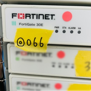 ◎066【通電OK】Fortinet FortiGate 30E FG-30E ファイアウォール FW セキュア SD-WAN SOCプロセッサ フォーティネット フォーティゲート