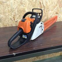 【RH-8911】中古品 STIHL スチール エンジンチェーンソー MS211C 35.2cc バー360mm チェンソー_画像3