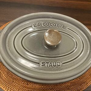 staub ストウブピコ・ココット オーバル(23cm) グレー