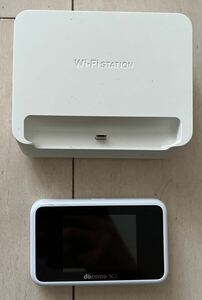 docomo Wi-Fi STATION HW-02G モバイルWi-Fi ルーター HUAWEI ネットワーク制限〇 モバイル クレードル 付き
