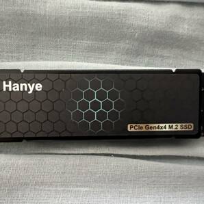 未使用・開封済み Hanye SSD 2TB PCIe Gen4x4 M.2 NVMe 2280 ヒートシンク搭載 PS5対応の画像2