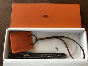 新品未使用品☆エルメス HERMES サックオランジュ　バッグチャーム　ショッパーチャーム　送料込