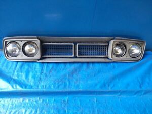 A-657 deco truck Mazda Titan EXC12 circle eyes 4 light head light left right grill radiator grill that time thing Showa era antique retro diversion 