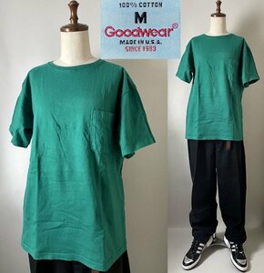 美品★【激安1点のみ！希少 定番 USA製】ビンテージ GOODWEAR グッドウェアー ポケット付き 無地 ポケット Tシャツ M グリーン 半袖 USED品