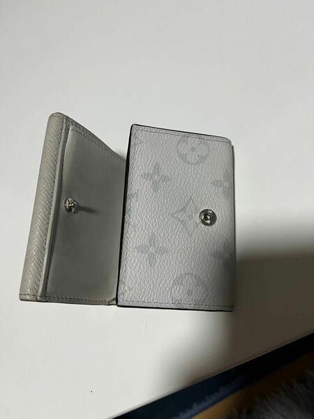 LOUIS VUITTON 財布　三つ折り