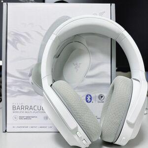 Razer レイザー Barracuda Mercury White ワイヤレスゲーミングヘッドセット