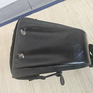■ 1円スタート売切り!! ■ GIANT WATER PROOF Seat Bag ジャイアント サドルバッグ(大きめ) リアフラッシャー用ハンガーなし ロードの画像3