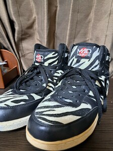 MAD FOOT!、マッドフッドゼブラ柄ハイカットスニーカー