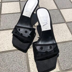 ZARA ザラ　水玉サンダル　レース　