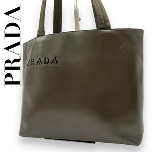 PRADA プラダ　p トートバッグ　カーキ　肩掛け　ワンショルダーバッグ