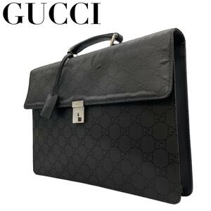 美品　GUCCI　グッチ　S　ナイロン　キャンバス　ビジネスバッグ　GG柄　　黒