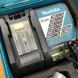 美品 マキタ 18V 充電式マルチツール TM50DRF 純正バッテリー 充電器付 makita 切断 切削 剥離 電動工具 の画像2