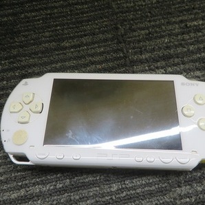 Z☆SONY PSP ホワイト本体 PSP-1000 スタンドセット ソニー 携帯ゲーム機 動作OKの画像2