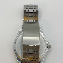 良品　SEIKO セイコー QZ 5H23-7D20 クロノス デイデイト シルバー文字盤 2ANT メンズ腕時計_画像4