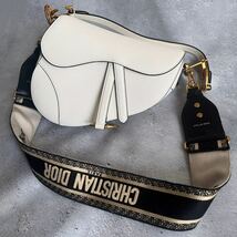 ◆中古美品/付属品◆Christian Dior クリスチャンディオールSaddle サドルバッグ カーフスキン 白ホワイト ロゴショルダーストラップ付き_画像1