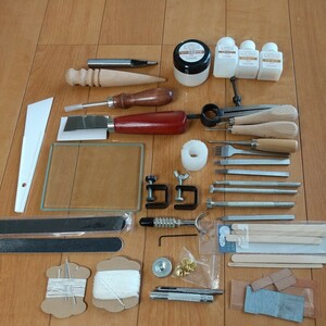 レザー クラフト 工具セット 中古現状品 レザークラフトキット 革細工 工具 レザーコート コバ磨き 100円スタート