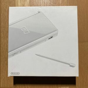 DS ニンテンドーDS Lite クリスタルホワイト UJM11709305