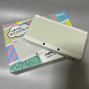 Newニンテンドー3DS NEW NINTENDO 3DS 本体　白　ホワイト　充電器　箱